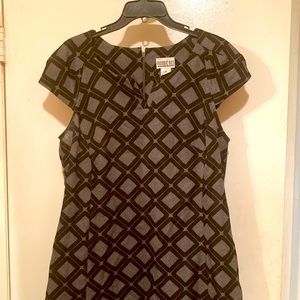 🆑 2 for $12 🆑 Black & Gray Pattern Dress